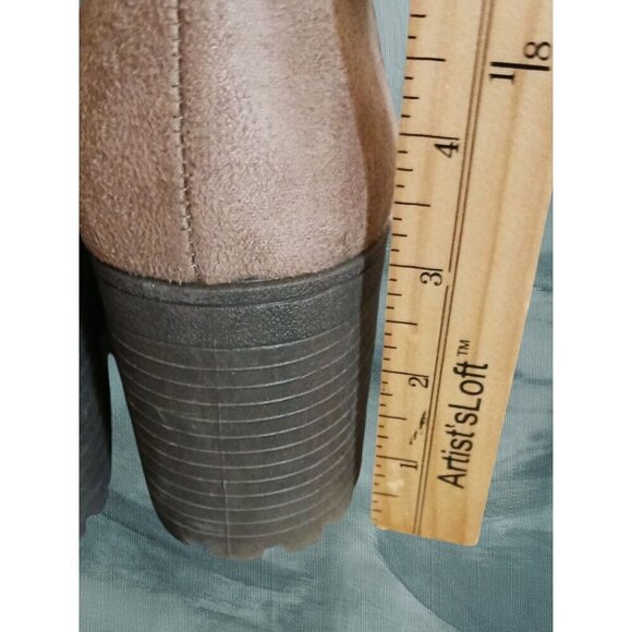 Olivia Miller  Faux Sherpa Fur Lined Ankle Boots With  Size 8 Brown Taupe Color - Picture 12 of 12